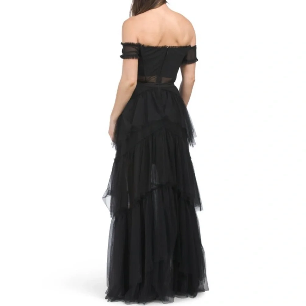 Betsy &‎ Adam Black Ruffle Off the Shoulder Tiered Mesh Ballgown NWT 0 - Picture 2 of 7